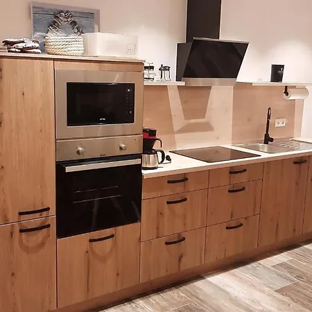 Apartment 5 Sterne Zirbe Mit Eigener Infrarotsauna Und Whirlpoolbadewanne *
