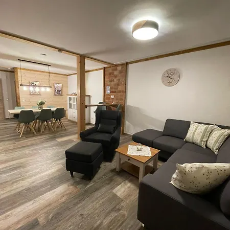Apartment 5 Sterne Zirbe Mit Eigener Infrarotsauna Und Whirlpoolbadewanne *