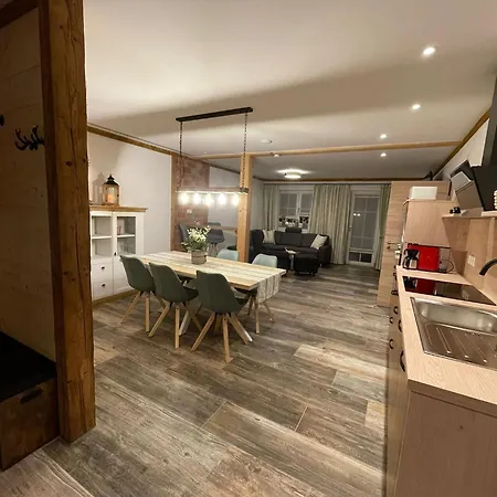 5 Sterne Zirbe Mit Eigener Infrarotsauna Und Whirlpoolbadewanne Apartment Arnbruck