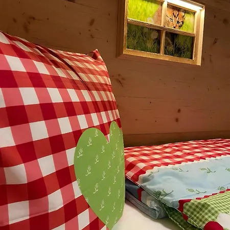 5 Sterne Zirbe Mit Eigener Infrarotsauna Und Whirlpoolbadewanne Arnbruck